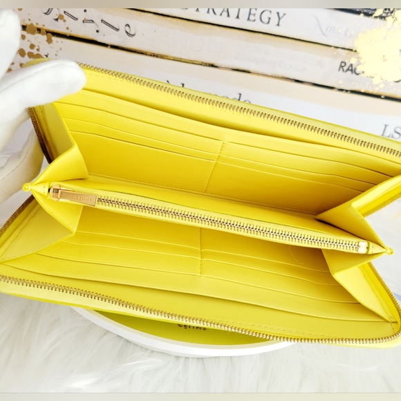Celine Wallet Leather Bi-color Neon Yellow Beige Continental Large Zippy EUC - Picture 10 of 16